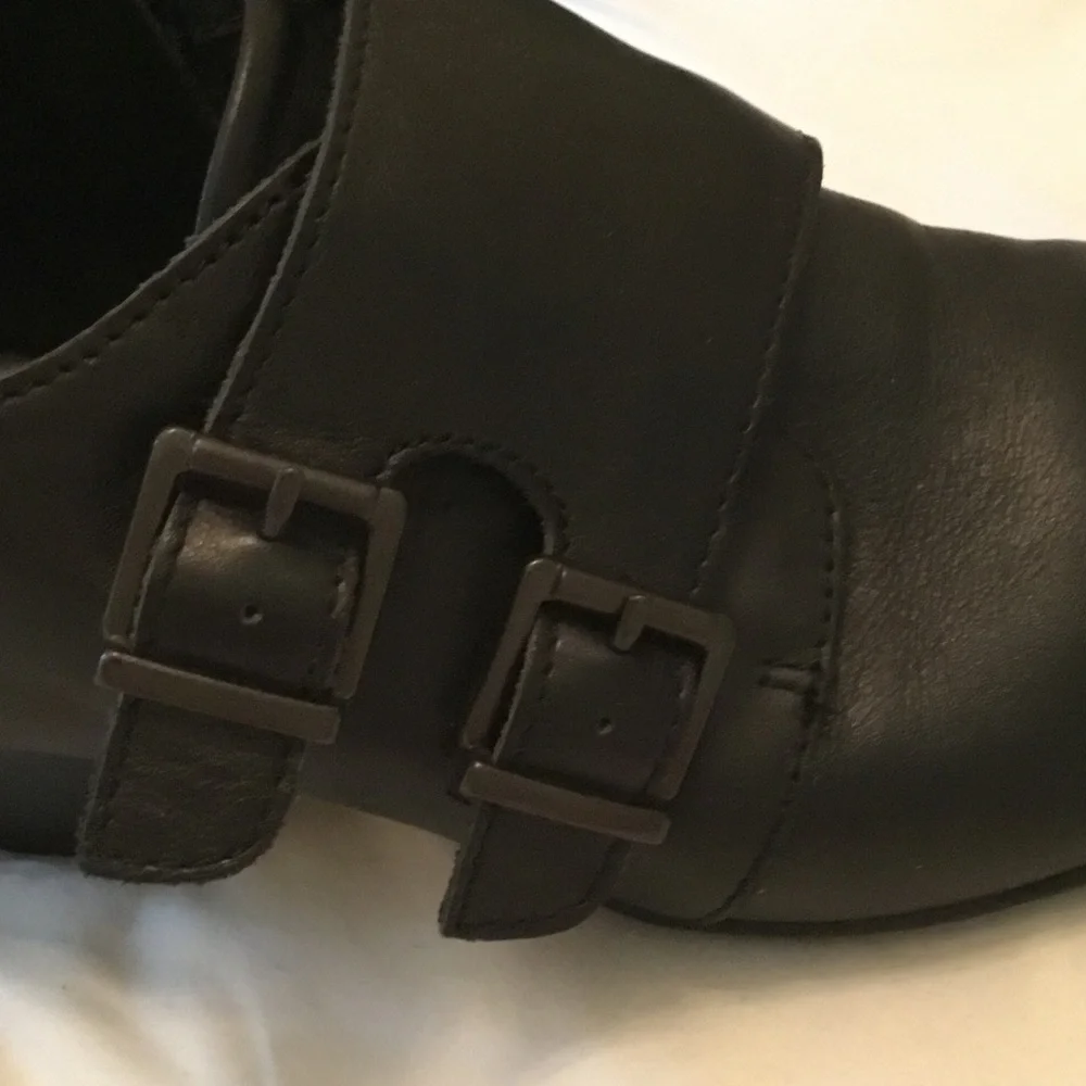 b.o.c. Black Leather Ankle Booties with Buckle Straps